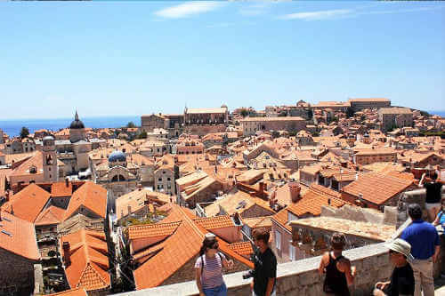 Dubrovnik city Walls Walking Tour / 42 EUR